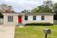 Building Photo - 4025 Loys Dr