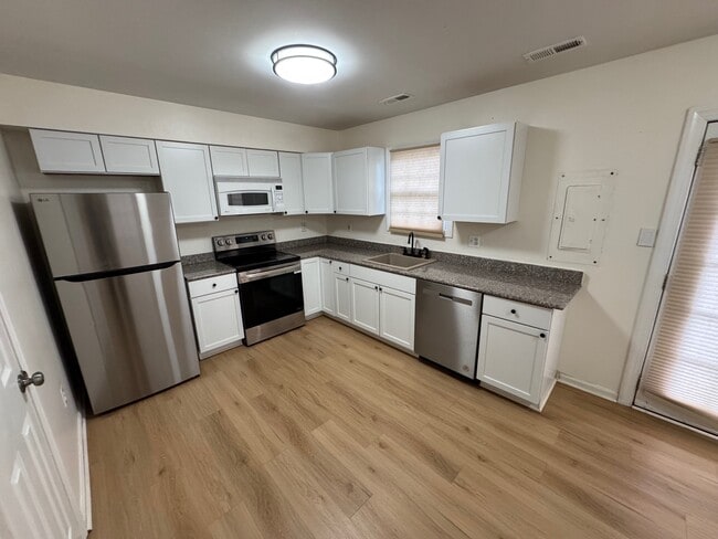 Building Photo - 8619 Ashby Ct