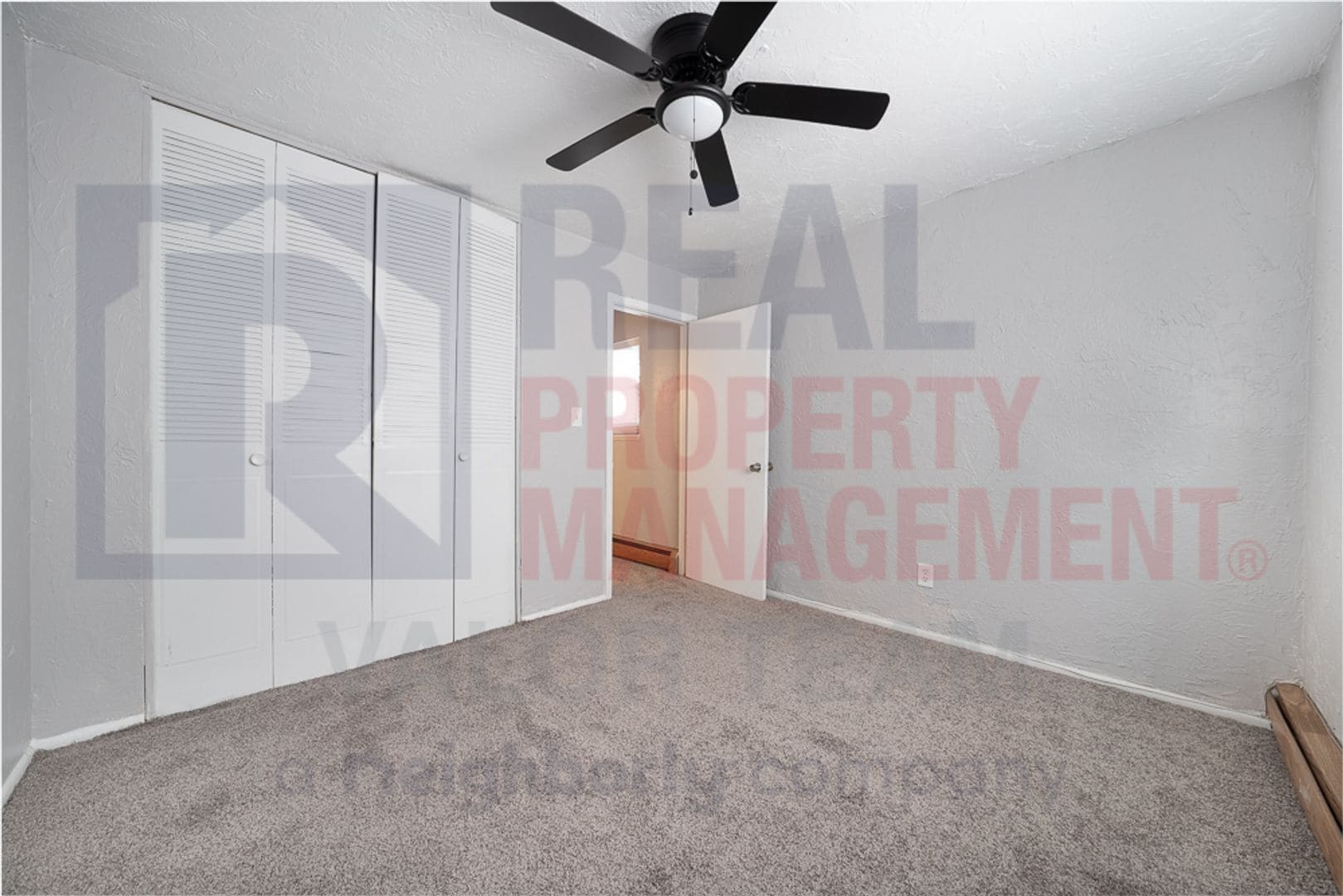 Building Photo - 3520 W 105th,