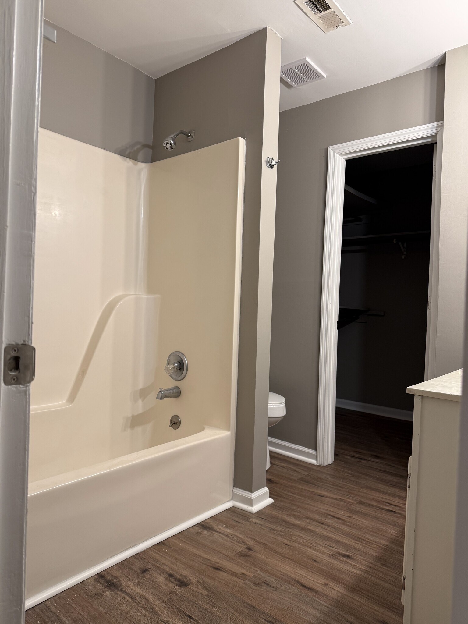 Building Photo - 8623 Leatherwood Trl