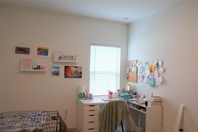 Building Photo - 3424 Lodgepole Dr