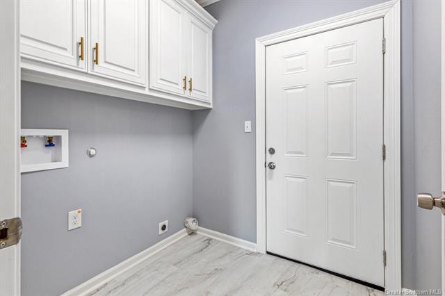 Building Photo - 255 Tommys Ln