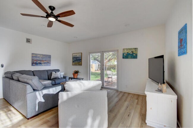 Building Photo - 232 Dixie Blvd