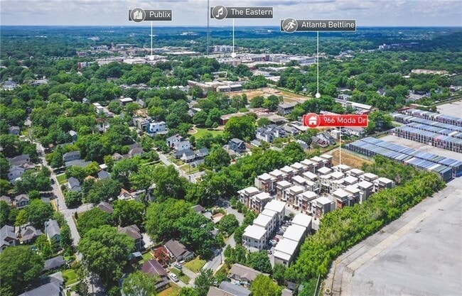 Building Photo - 966 Moda Dr
