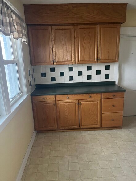 Building Photo - 2619 Schley St