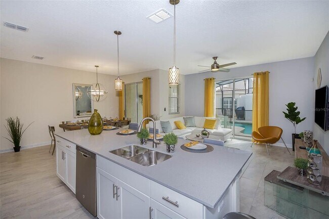 Building Photo - 8982 Stinger Dr