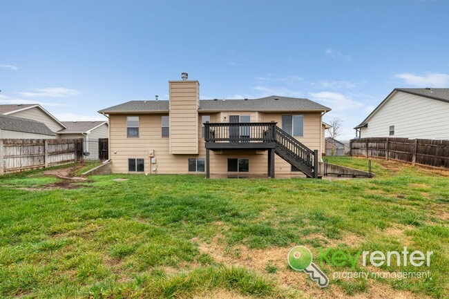 Building Photo - Beautiful 4 Bedroom 3 Bath | Goddard School District