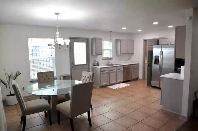 Building Photo - 1977 W Deane St