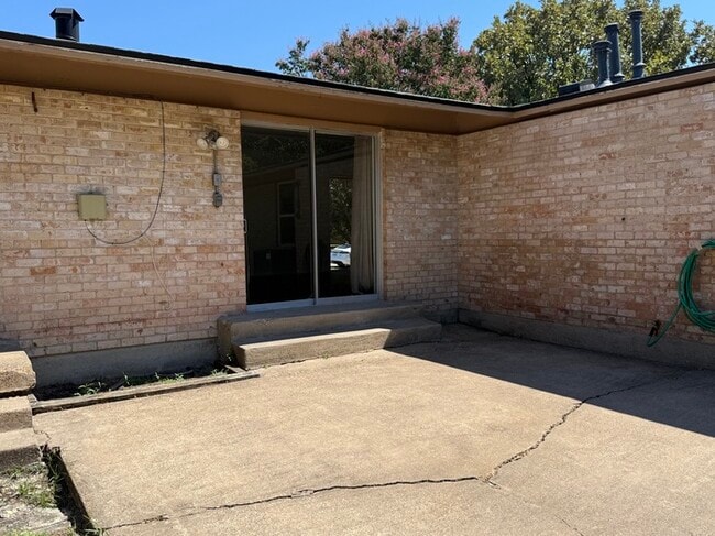 Building Photo - Nice property in Richardson....
