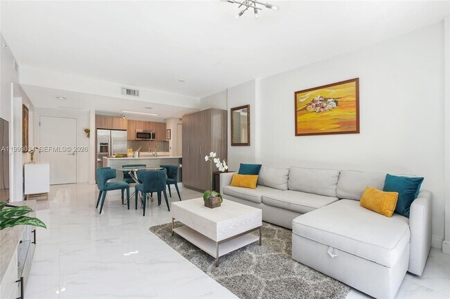 Building Photo - 201 SW 17th Rd