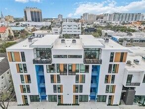 Building Photo - 1558 4th St