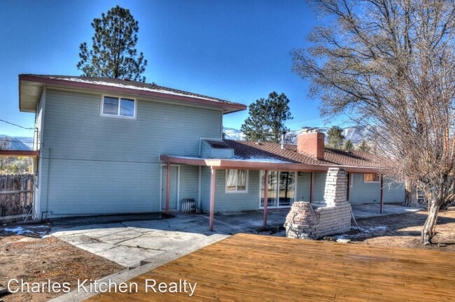 Building Photo - 4 br, 2 bath House - 1050 Holly Way