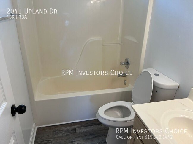 Building Photo - 2041 Upland Dr