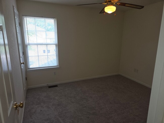 Building Photo - 4508-4510-4510 Nick Ct