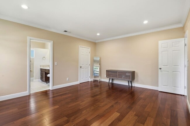 Building Photo - Wow! What a Great Home! Available Soon!