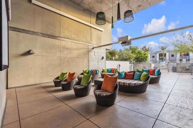 Building Photo - Furnished Juhl Condo w/ Balcony & City Views