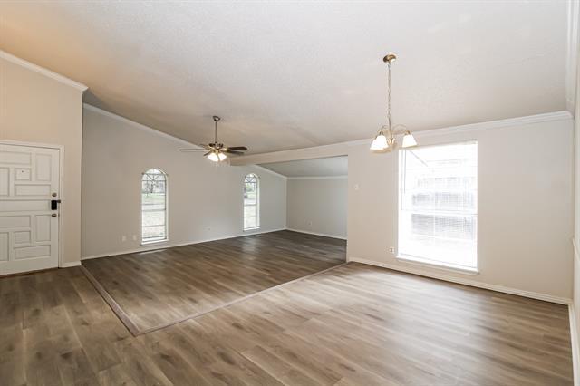 Building Photo - 1514 Carnation Dr