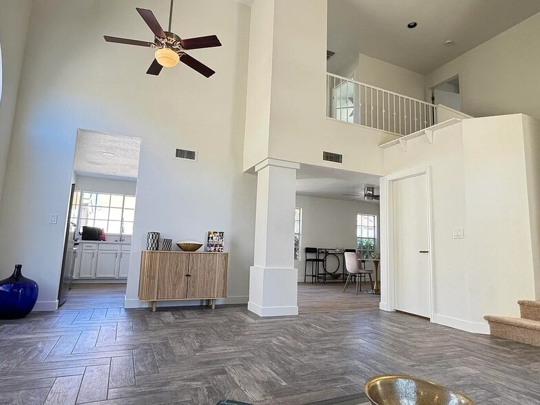 Building Photo - 4338 E Brookwood Ct