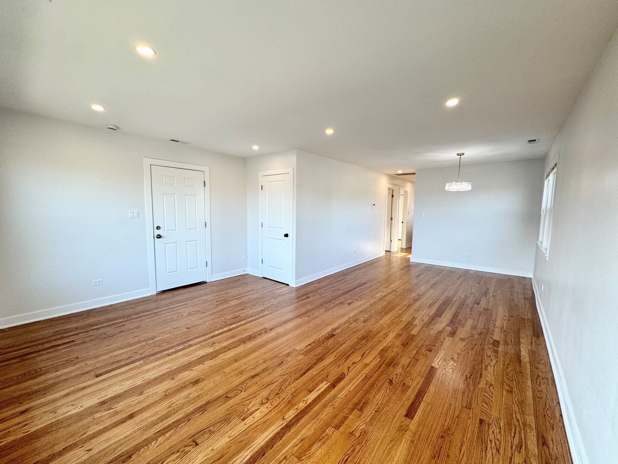 Building Photo - 4816 W Henderson St