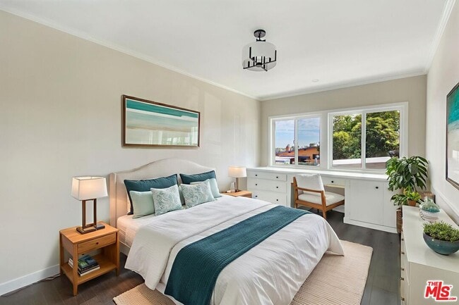 Building Photo - 4151 Don Mariano Dr