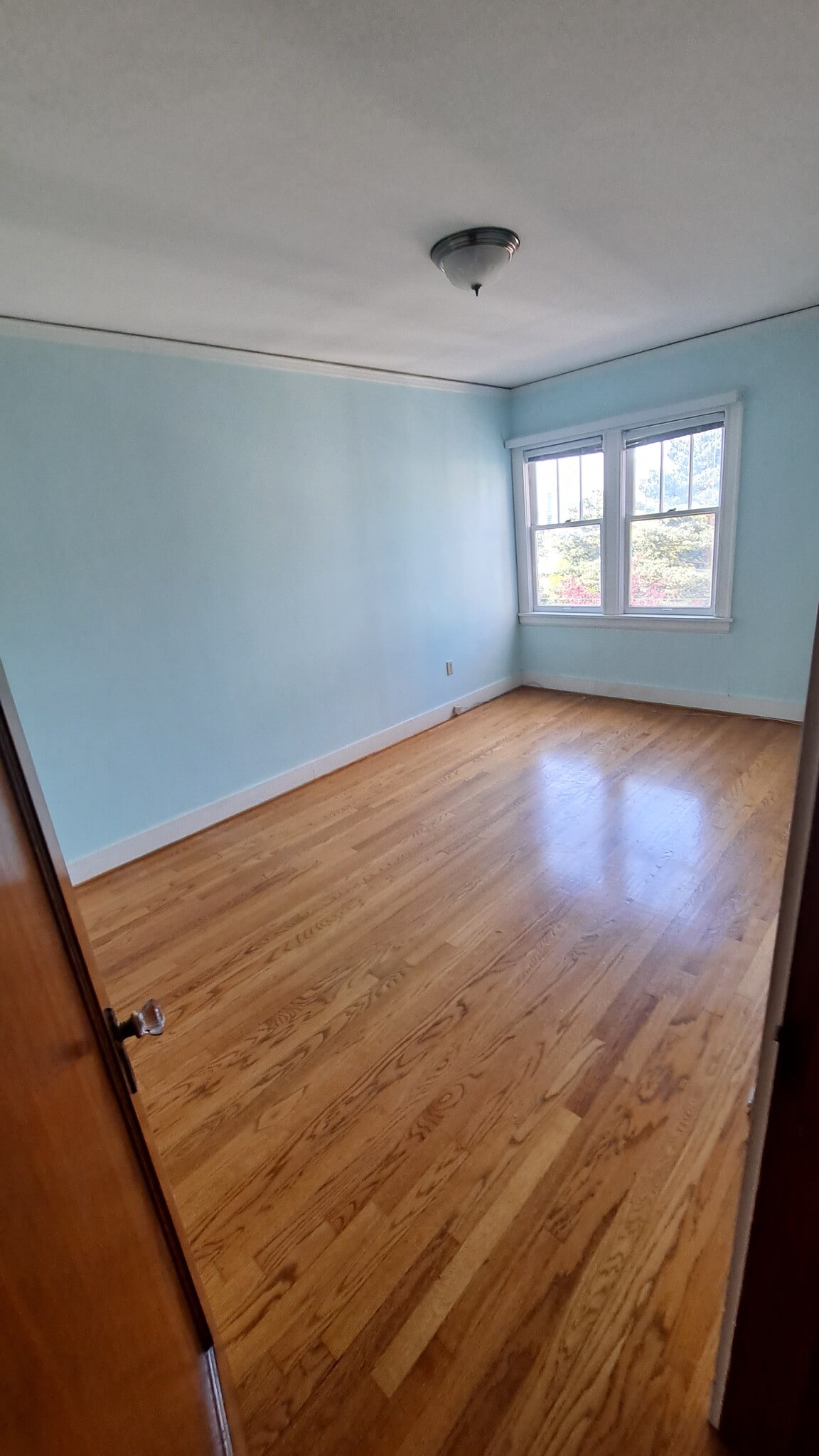 Building Photo - 1631 16th Ave