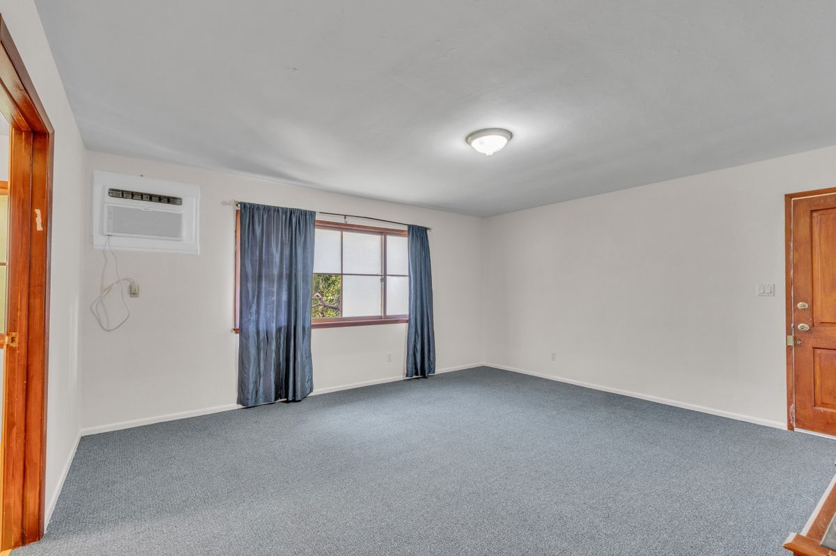 Building Photo - 16553 Hartsook St