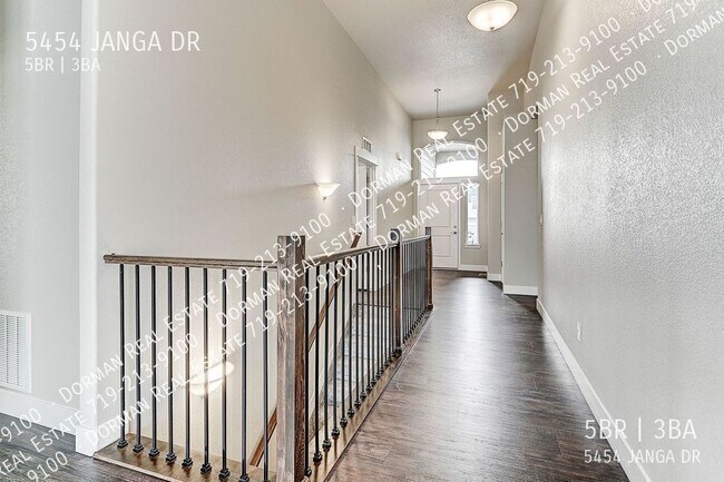 Building Photo - 5454 Janga Dr