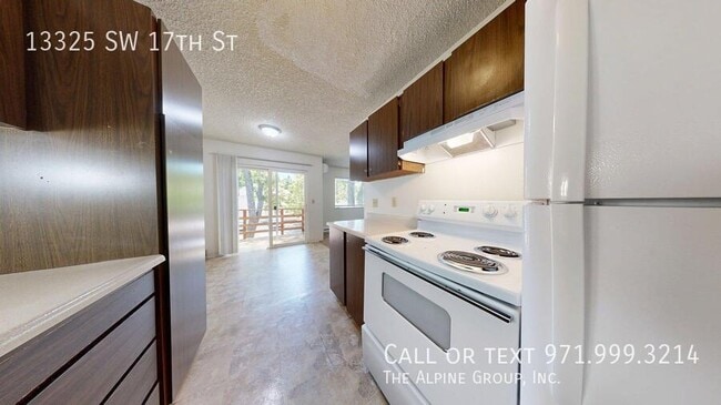 Building Photo - 13325 SW 17th St