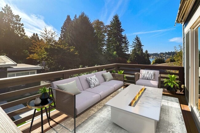 Building Photo - 4bd/3.5ba Kirkland House