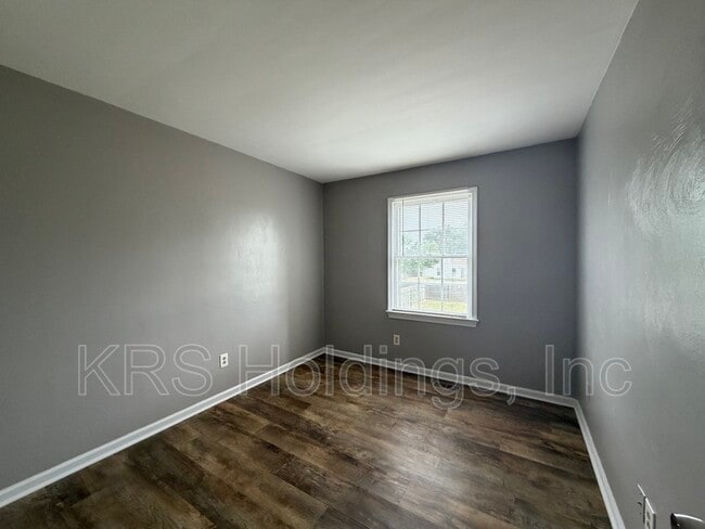 Building Photo - 3918 Lantana Pl