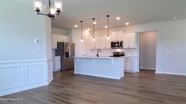 Building Photo - 344 Eagle Claw Dr