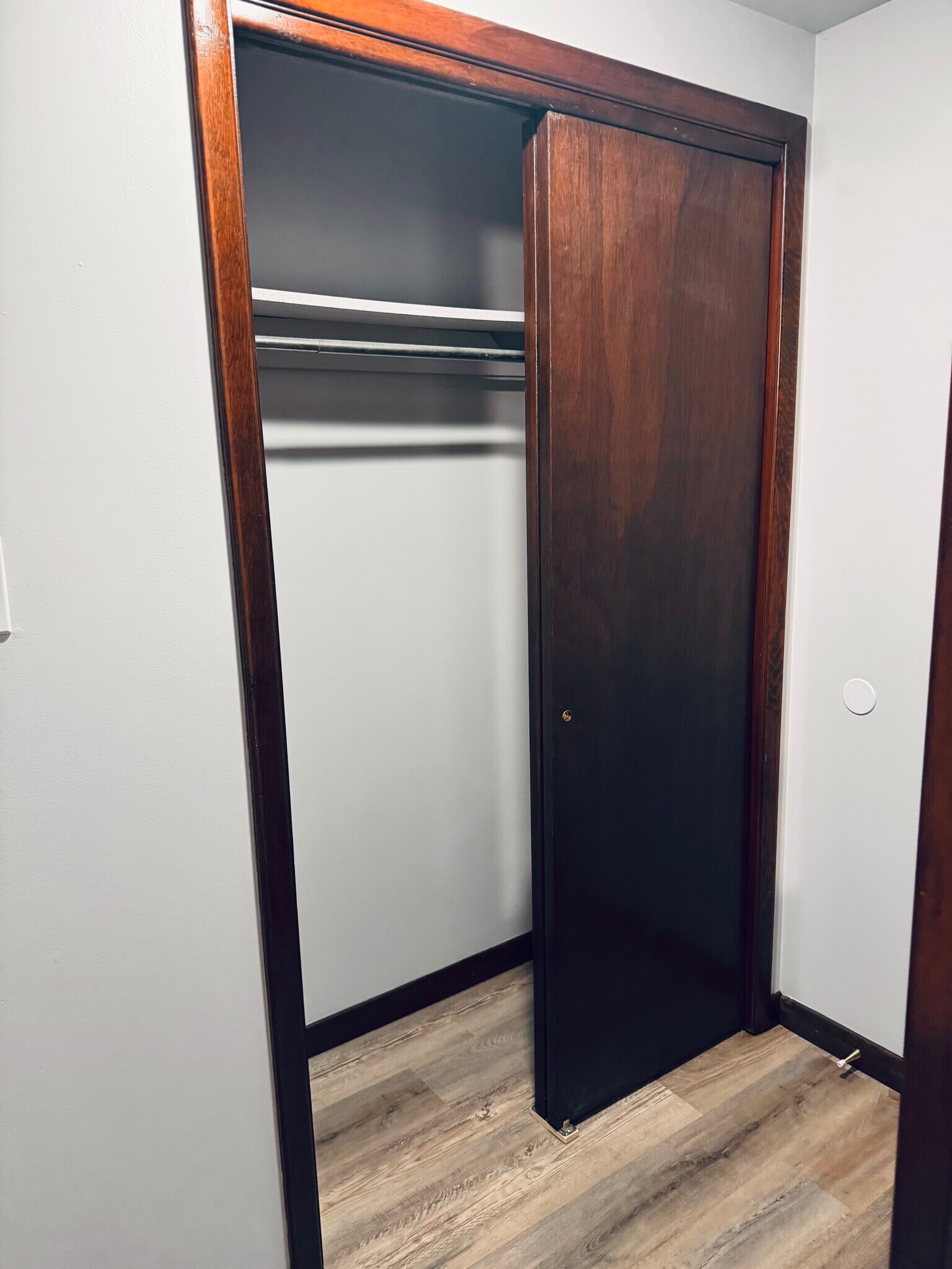 Building Photo - 268 Robert Dr