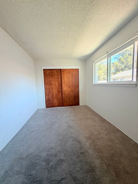 Building Photo - 85 El Toro Ct