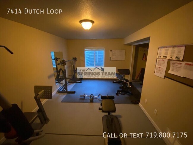 Building Photo - 7414 Dutch Loop