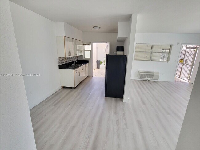 Building Photo - 8080 Tatum Waterway Dr
