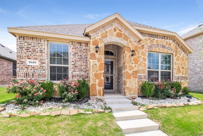 Building Photo - 2157 Barx Dr