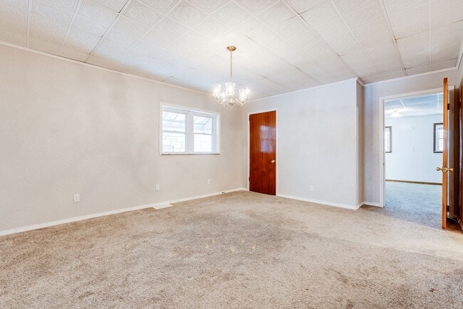 Building Photo - 39 Allen St