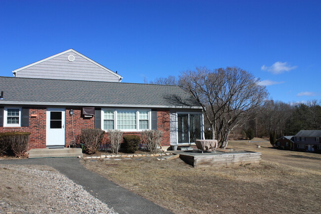 Building Photo - 86 Old Farms Ln