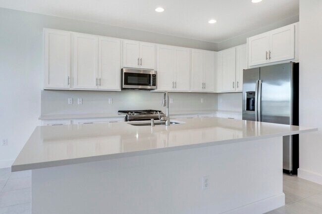 Building Photo - 13439 SW River Rock Rd