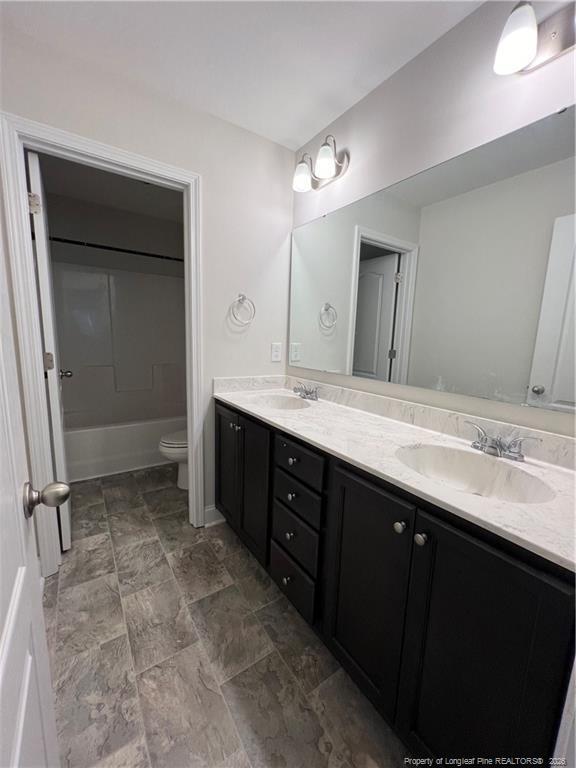 Building Photo - 354 Pittfield Run