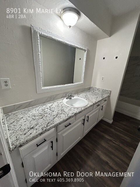 Building Photo - 8901 Kim Marie Ln