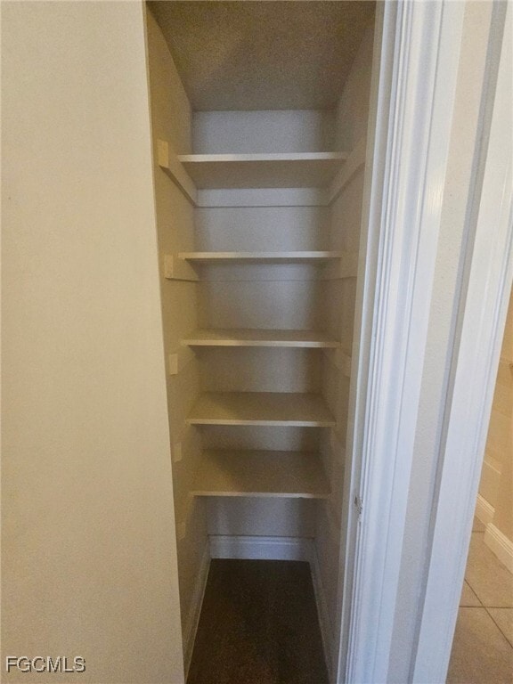 Building Photo - 2905 Winkler Ave