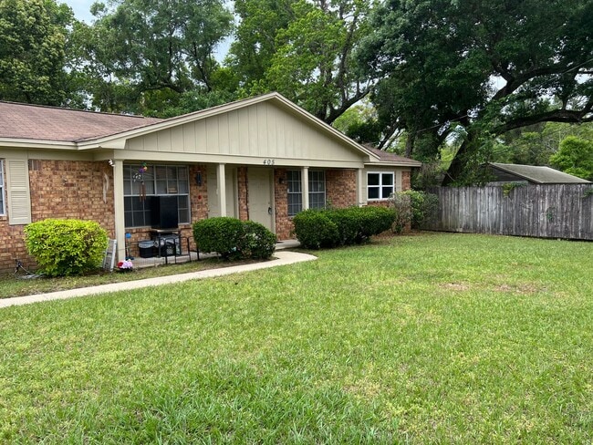 Primary Photo - Pensacola - 2 Bedroom, 1 Bathroom