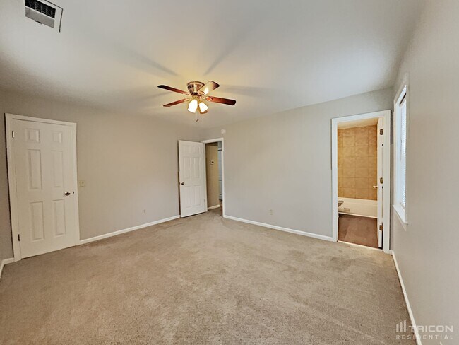 Building Photo - 120 Kenton Dr