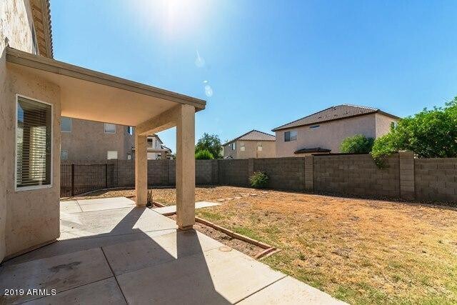 Building Photo - Gorgeous 4 Bed West Phoenix home opposite huge community park ++ New Carpet & New Paint!!