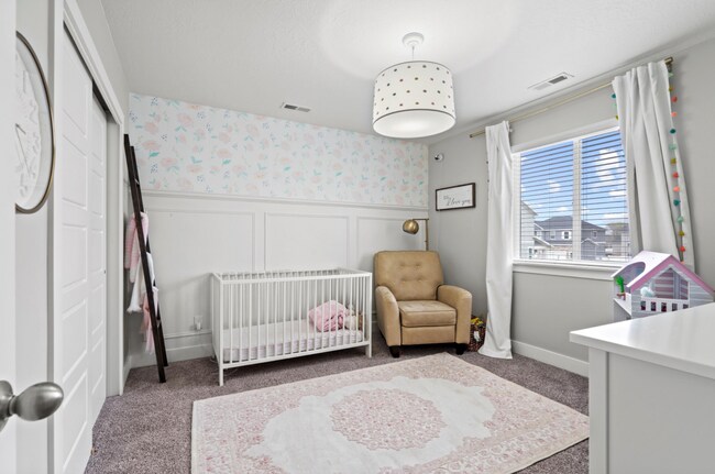 Building Photo - Beautiful home for rent!