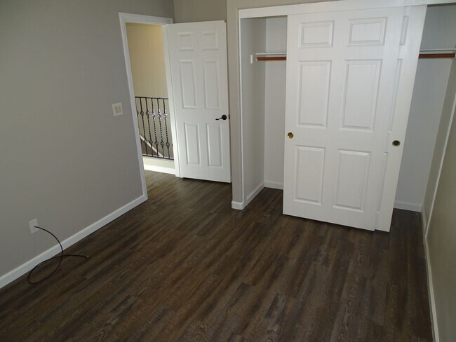 Building Photo - 3 Bed Southwest Home Convenient To The Durango Station Casino