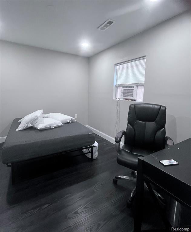 Building Photo - 3066 Greenlawn Ave