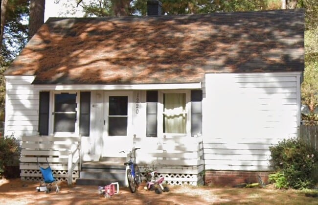 Building Photo - 1220 Planters St