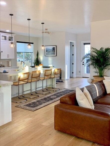 Building Photo - 4664 Elm Ct